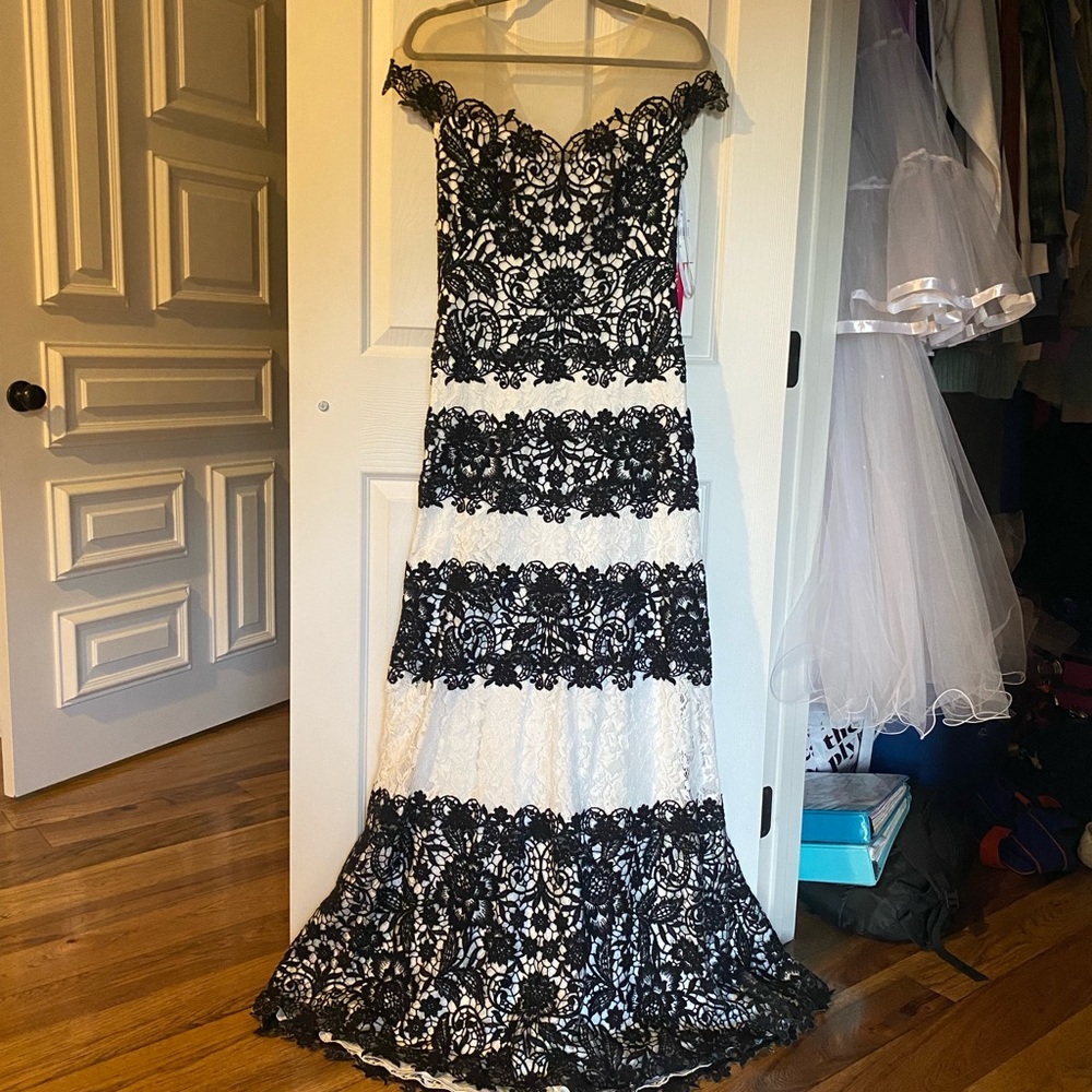 Tadashi Shoji Dress